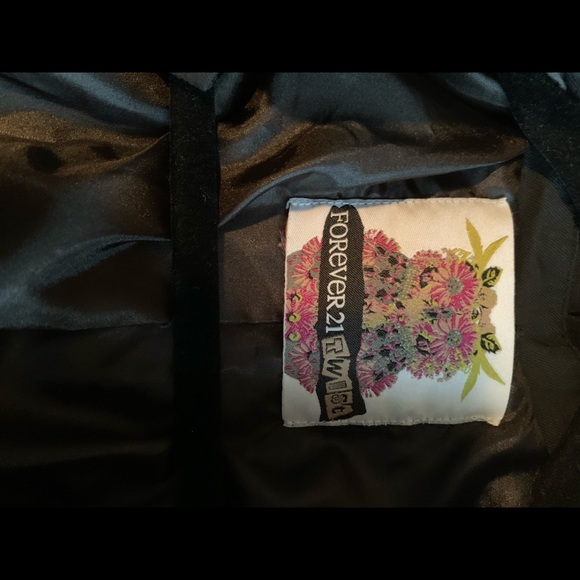 Dress/Jacket - Picture 6 of 7